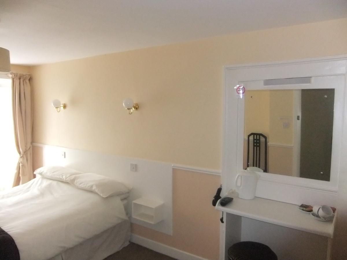 Woodstock Arms Bed & Breakfast Inistioge ภายนอก รูปภาพ